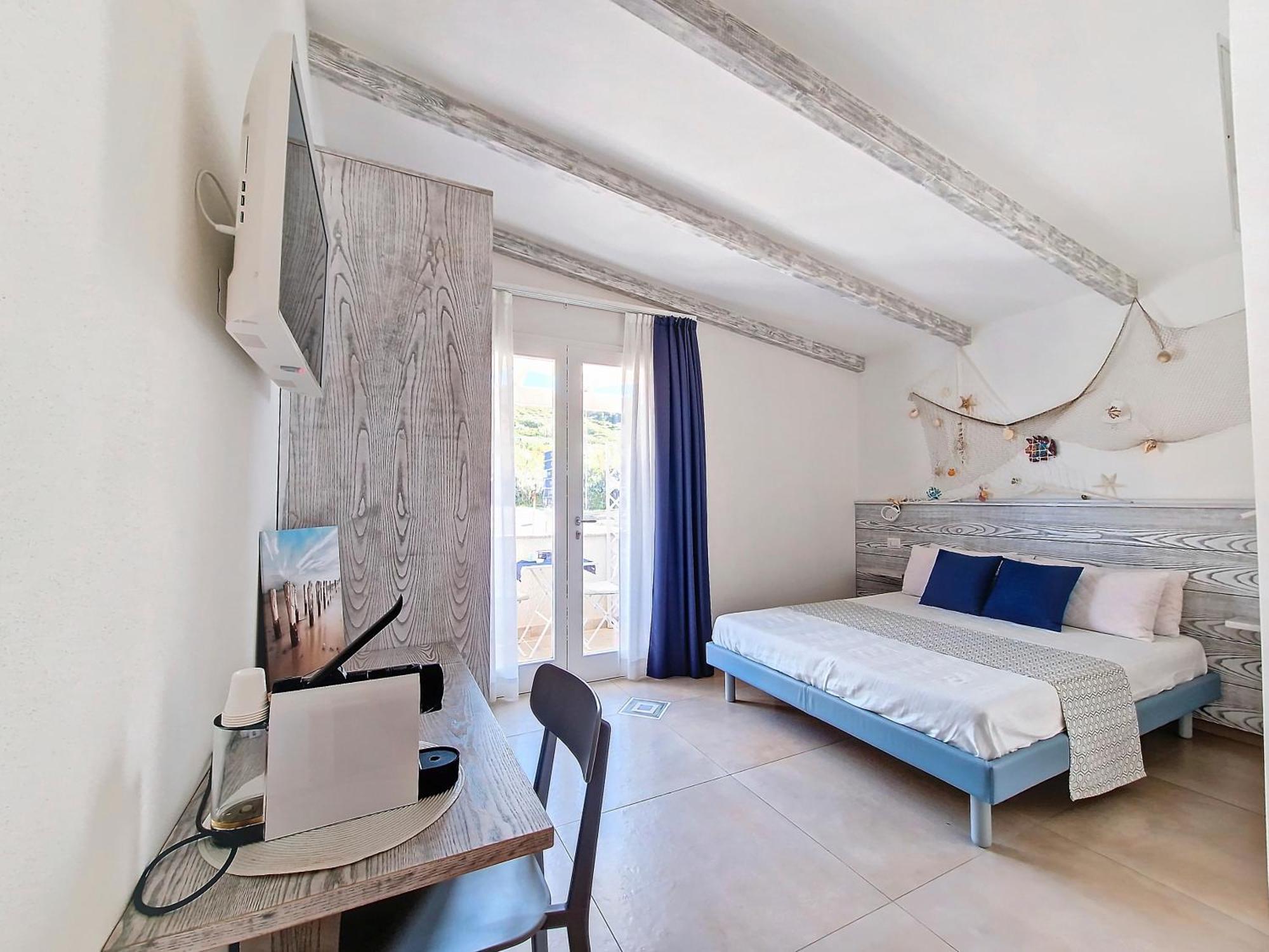 Hotel L'Onda Marina à Castelsardo Extérieur photo