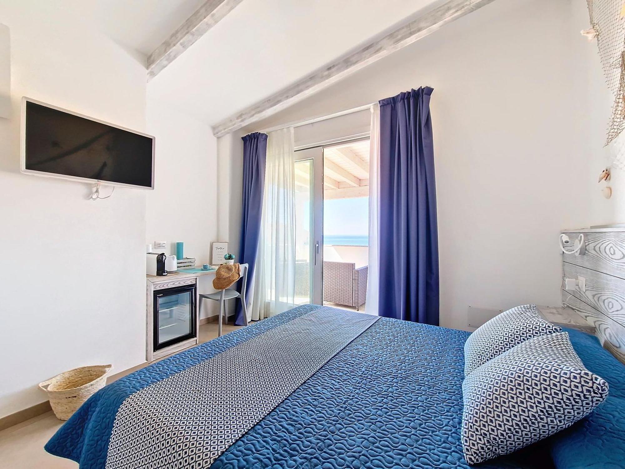 Hotel L'Onda Marina à Castelsardo Extérieur photo