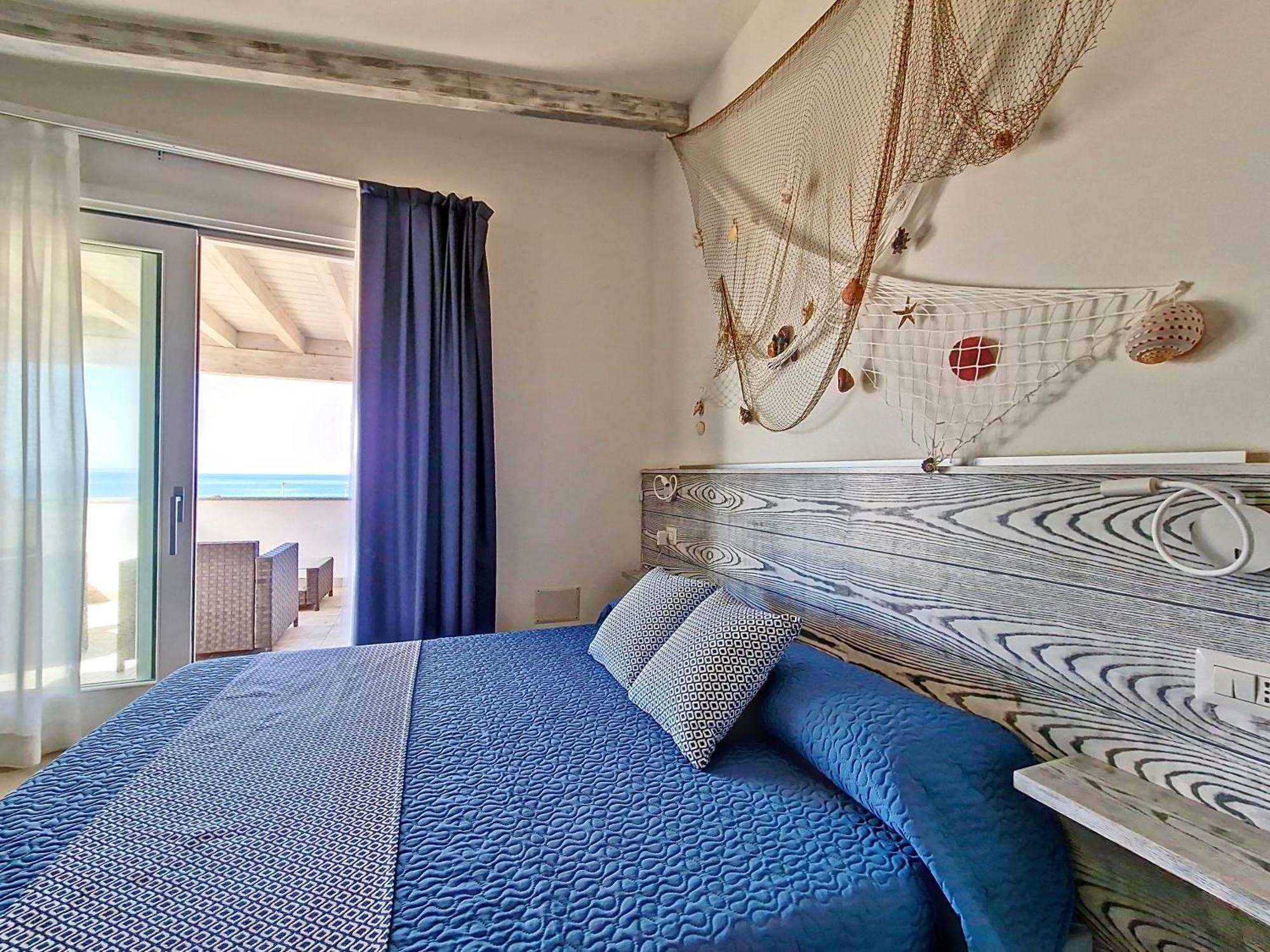 Hotel L'Onda Marina à Castelsardo Extérieur photo